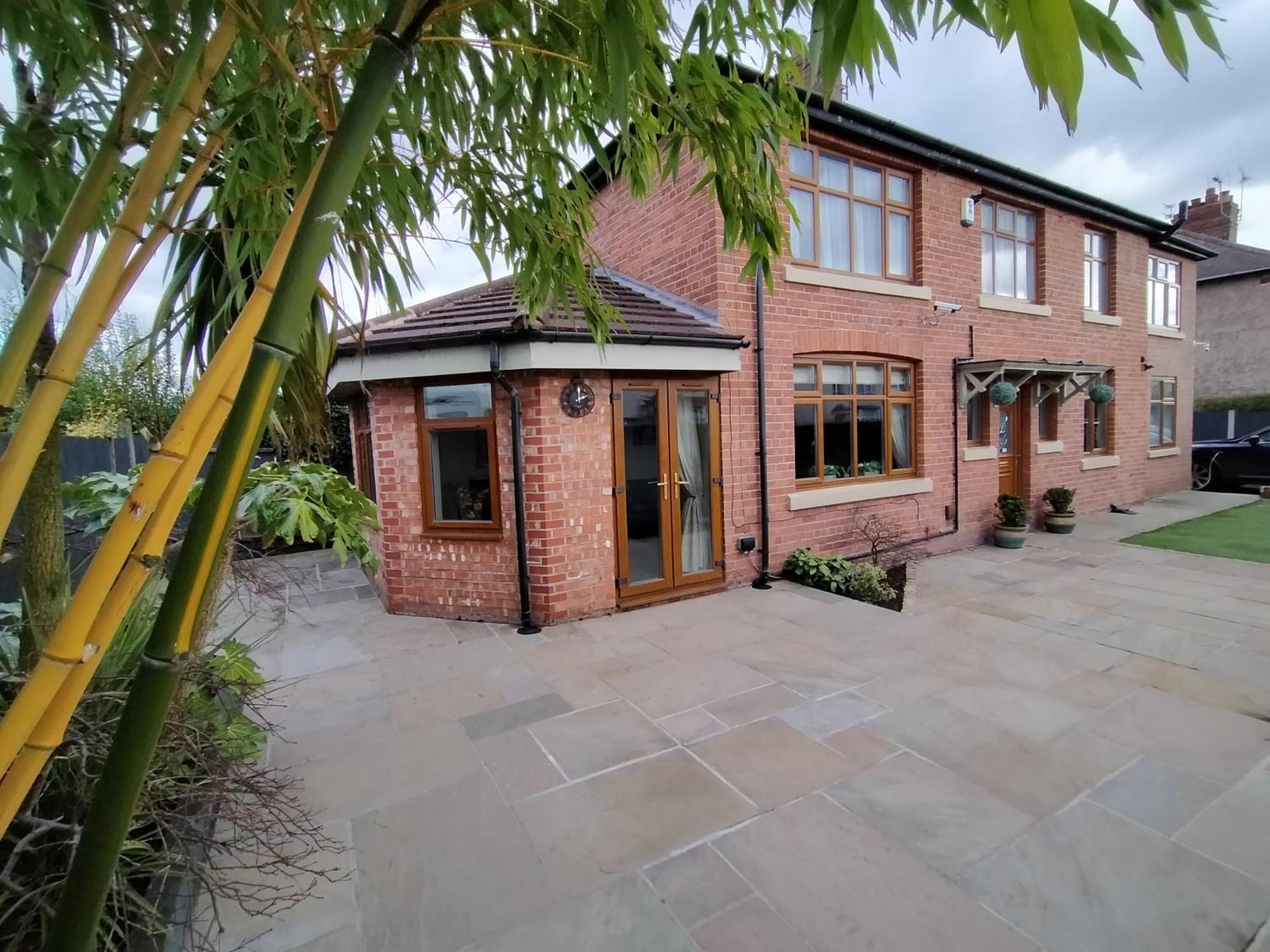 크루 Sirius House - Sleeps 7, Driveway, Garden 빌라 객실 사진